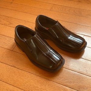 Deer Stags boys dress shoes, black